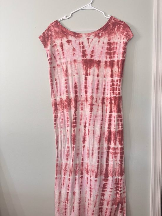 Universal Thread Dresses & Skirts - Universal Thread Pink Tie-Dye Maxi Dress